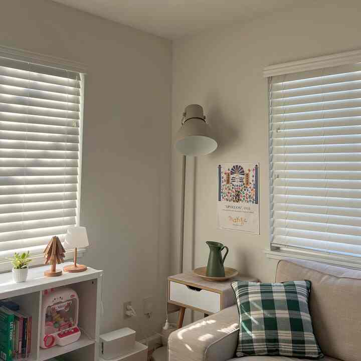 It’s time to slowly transition my space from Christmas vibes to New Year energy. Creating new home styling ideas always brings me so much joy✨

#homestyling #homesetup #interiorinspo #cozyhome #simpleliving #decorideas #slowliving #interiordetails