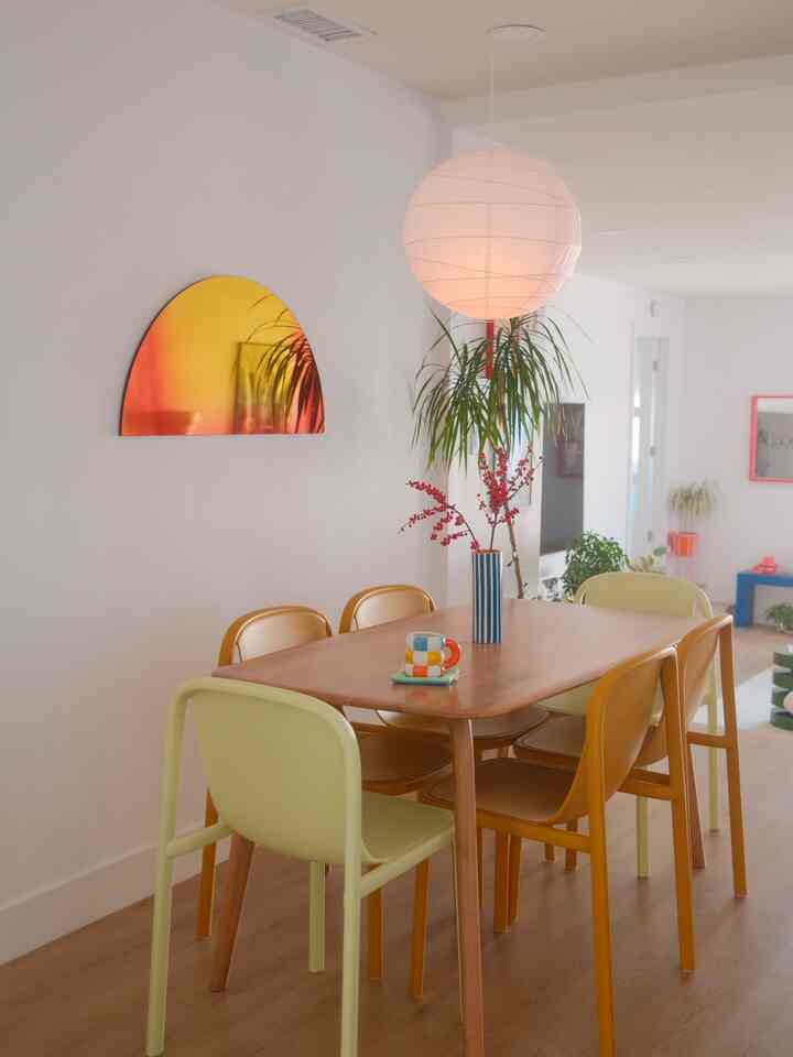 The calm after christmas! 🥰 #homedecor #diningtabledecor 