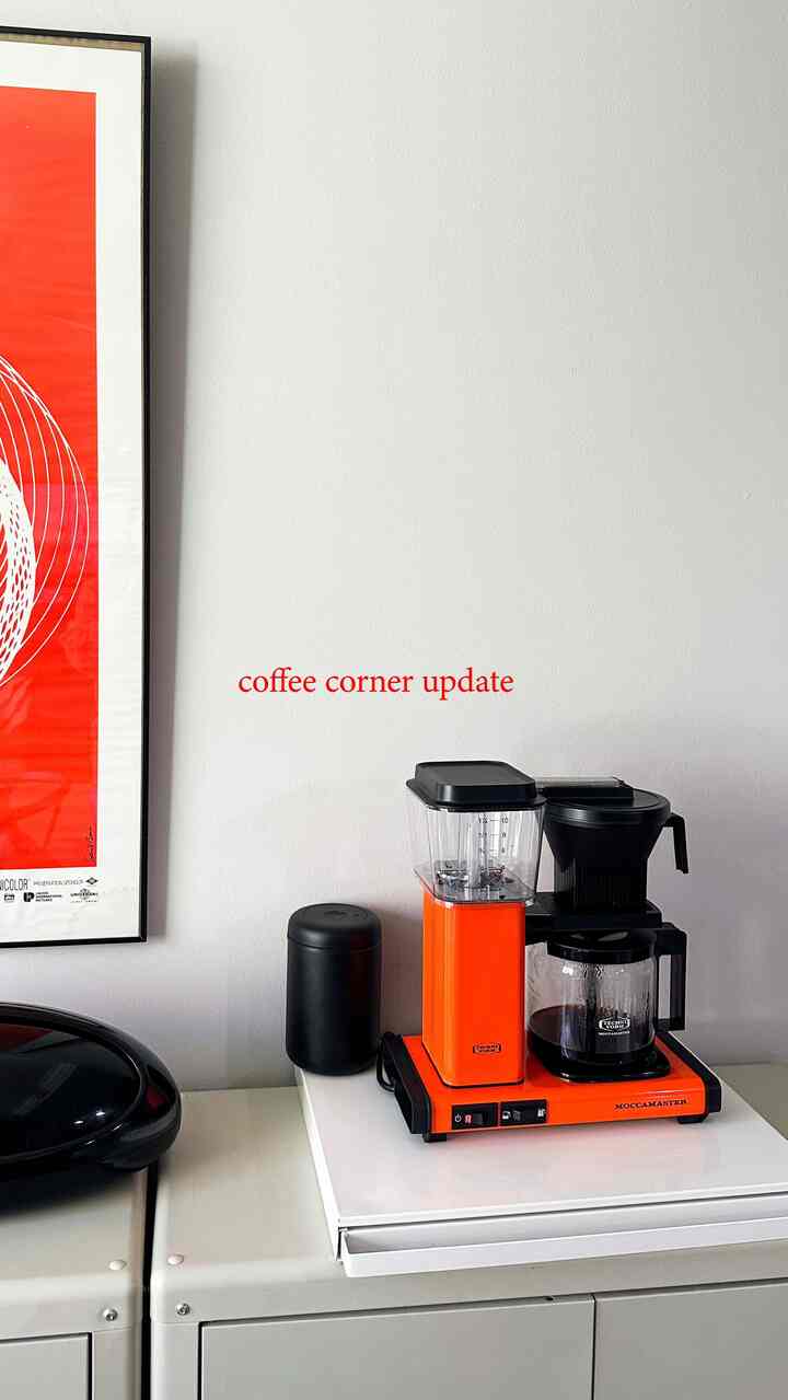 ☕️

#coffeecorner #coffeemachine #moccamaster #coffeestation #homebarista #homeinspo