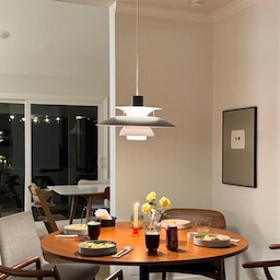 Thankful for this moment - family dinner on a Saturday night. 🤍
#onthetable #tablesetting #dinnerwear #dinner #dinnersetup #cozycorners