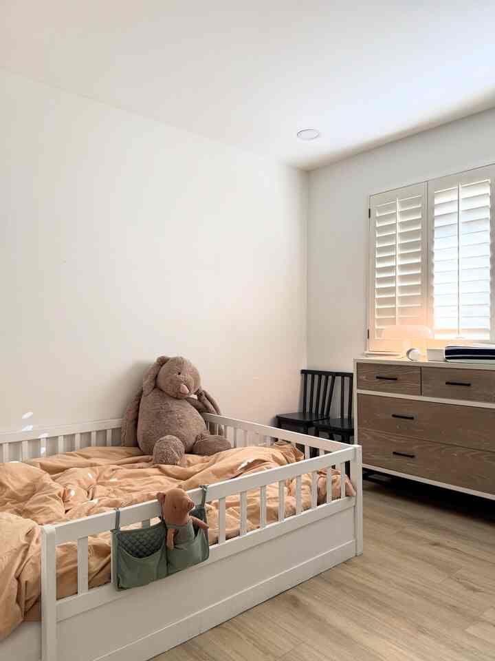 Adding the cutest mood with the Artemide Nessino lamp in our baby’s room. Love it ✨


#OhouseLight #OhouseGlow #babyroom #kidsroom #kidsroomdecor #roomdecor #bedroom 