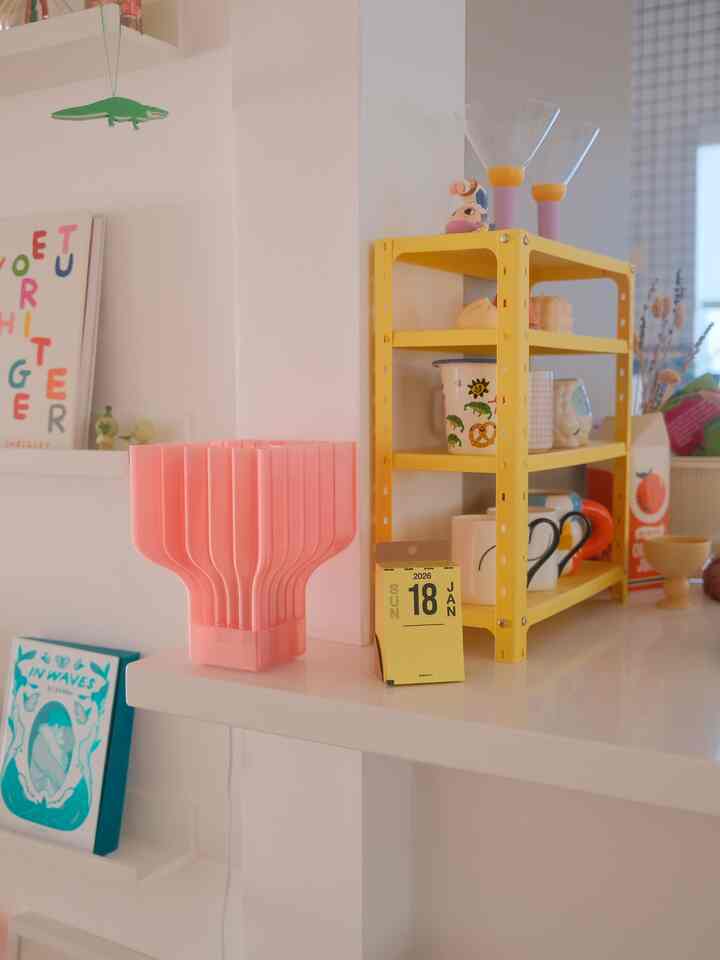 Added new trinkets to this little corner to brighten your day :) #ohousecare #ohousereset #homedecor 