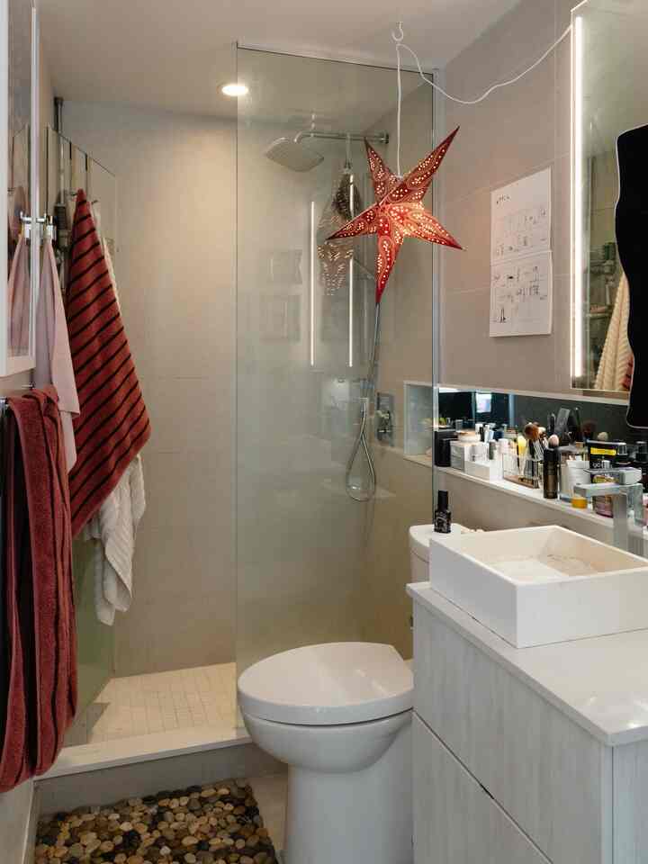 What kind of home decor have you all done for the new year? ☺️
#OhouseCare #OhouseGlow 