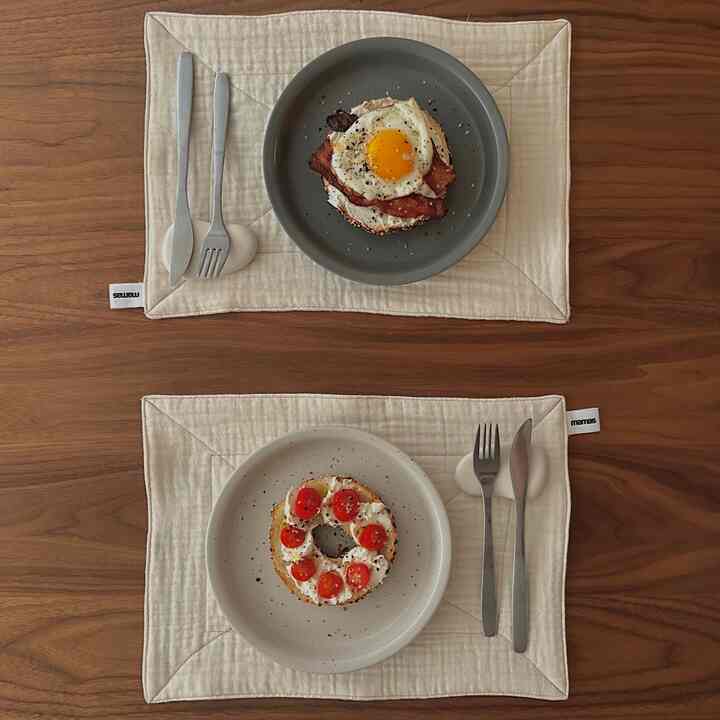 Morning bagels vibes🥯
#kitchendecor #diningtable #brunch
#homecafe #ikeaplates