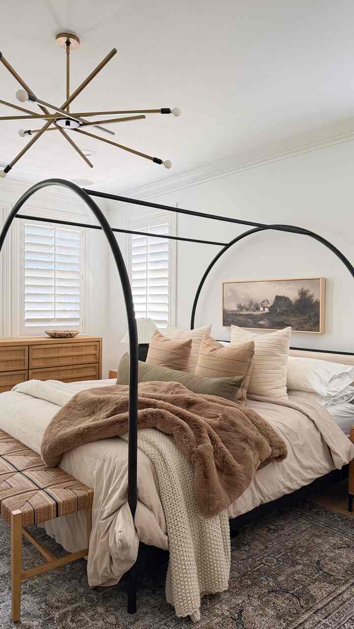  #blanketdecor #bedroominteriors