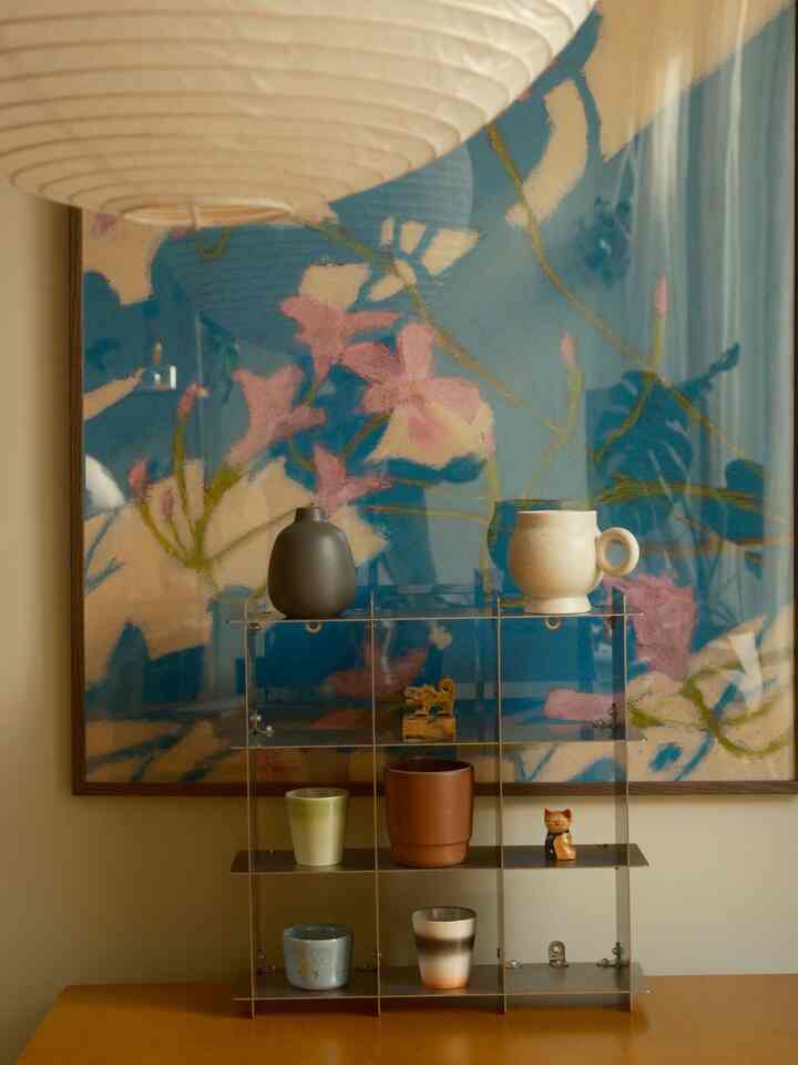 love this silver mug shelf! such a chic piece!!

#ohousereivew #ohouseproduct 