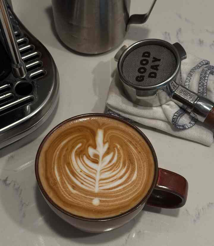 素敵なラテアートの日😌☕️✨

#homecafe #latteart #coffeebar