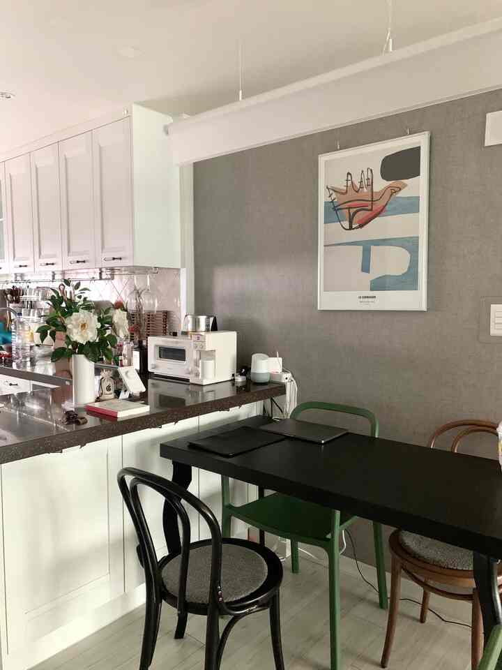 white kitchen 🤍🤍🤍

#kitcheninterior #Balmuda #illycoffeemachine #illycoffee #illycapsule #whitewood #whiteinterior #coffeemachine #coffeetime #minimal