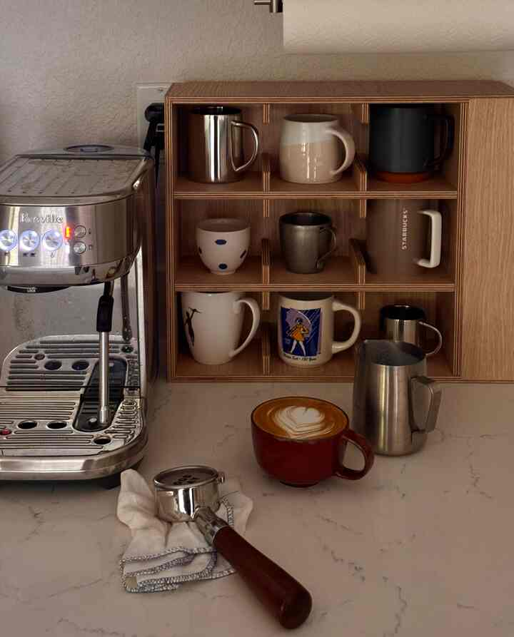 毎日ラテアートの練習中☕️🤎

#ラテアート #coffeebar #Espressomachine #homecafe