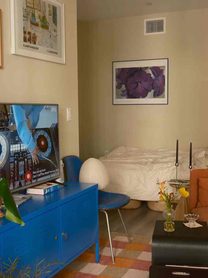 blue + orange combo 💙🧡

#colorinterior #colorfulinterior #colorpoint 