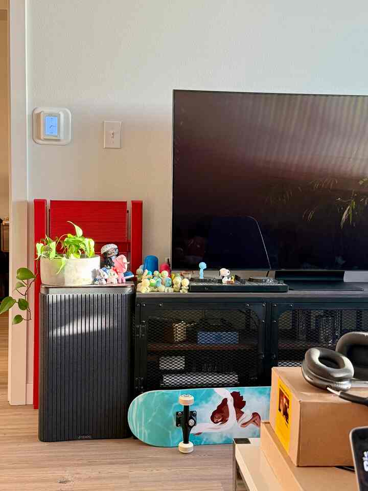 Love all my little mini figurines in my living room #toys #figurines #colorpop