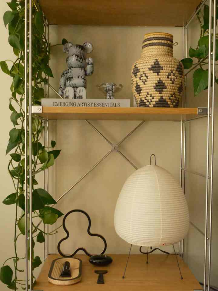 Weekend shelf shuffle—yay or nay?

#shelfinterior #muji #shelfdecoration #akari #paperlamp